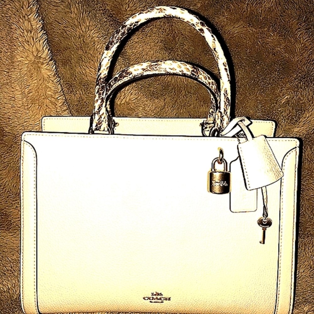 COACH Zoe Carryall Purse White 2Way Pebble Leather Medium Sized Authentic